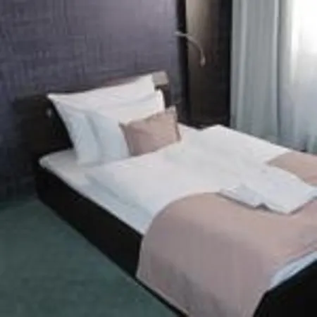 Otel Gaudio 3*